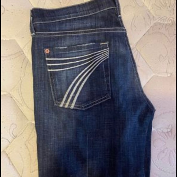 7 jeans! - Picture 2 of 4